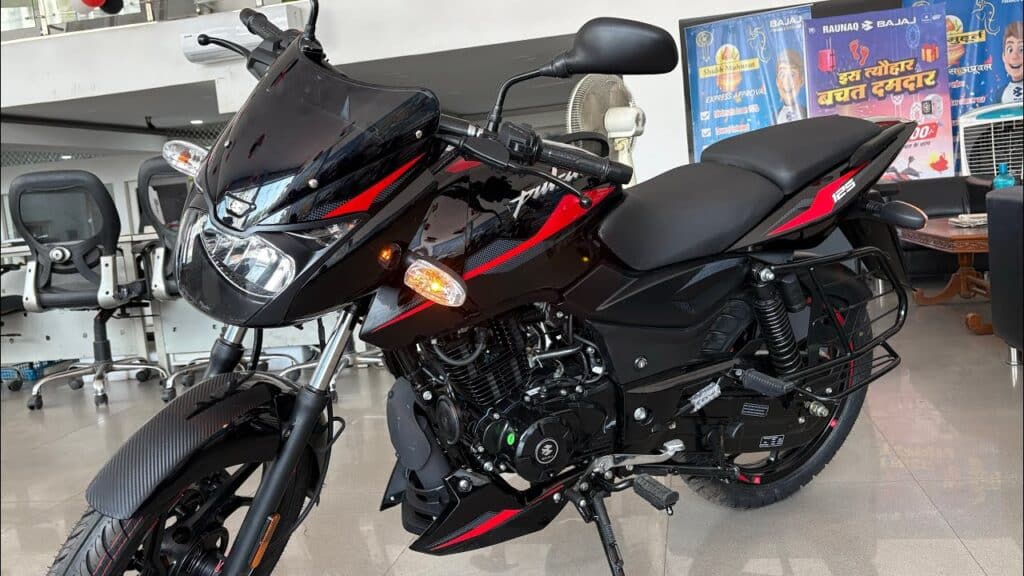 Bajaj Pulsar 125 CNG 2025
